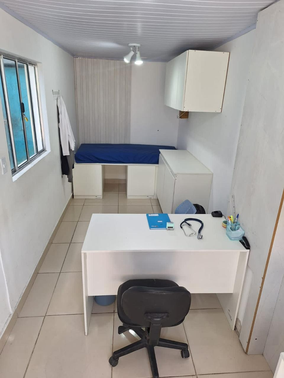Sala reservada para atendimento individual em unidade parceira